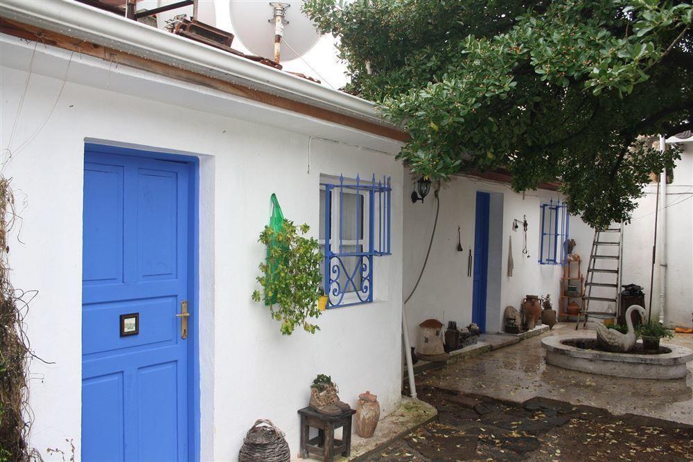 Istanbul Pension Айвалык Экстерьер фото