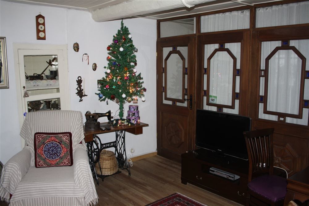 Istanbul Pension Айвалык Экстерьер фото