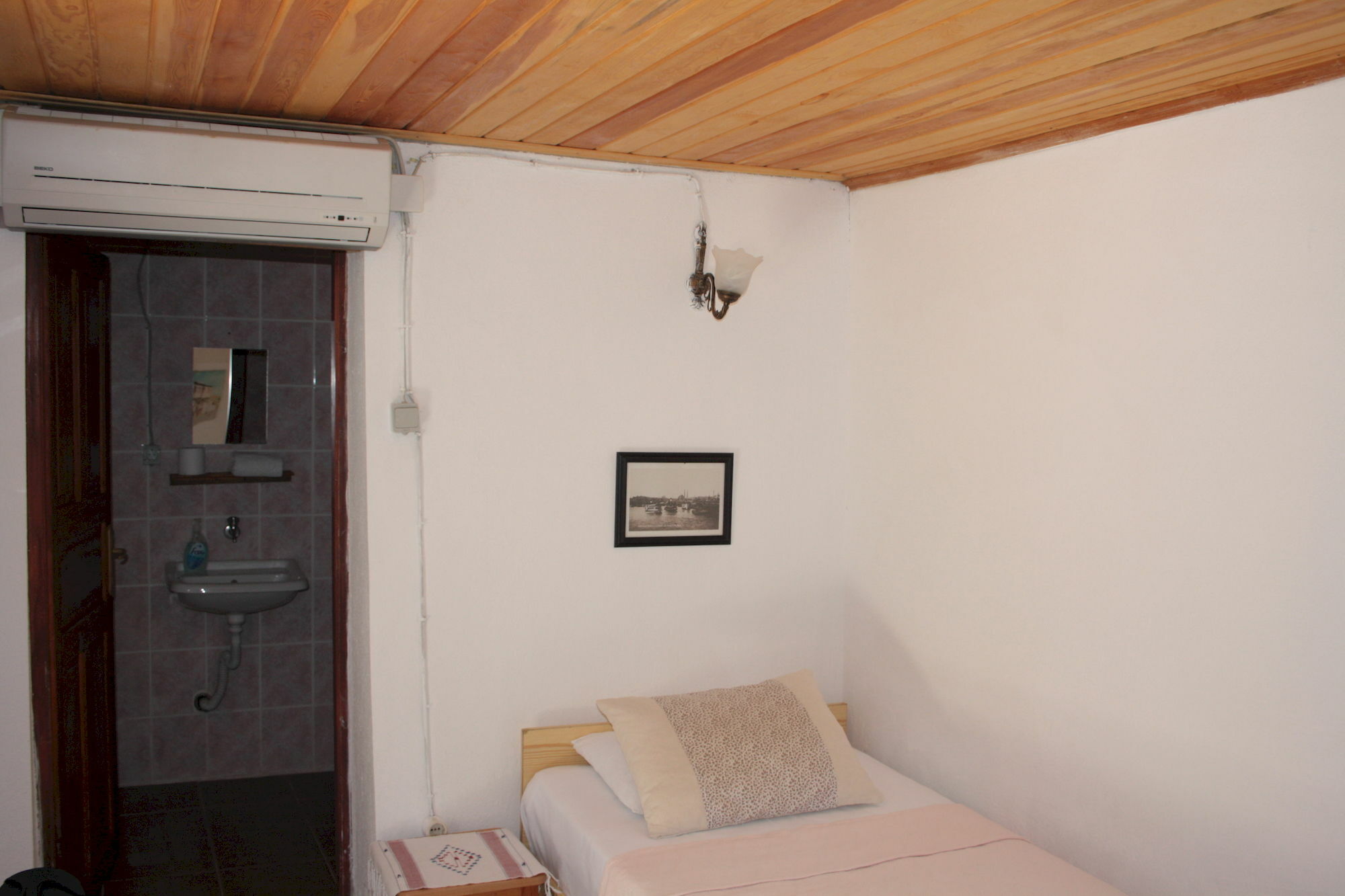 Istanbul Pension Айвалык Экстерьер фото